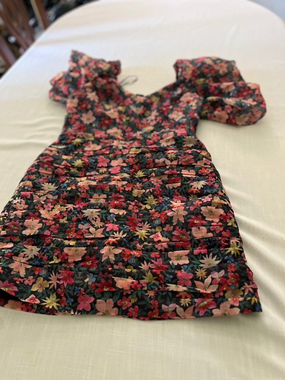 Dress flowered pleated